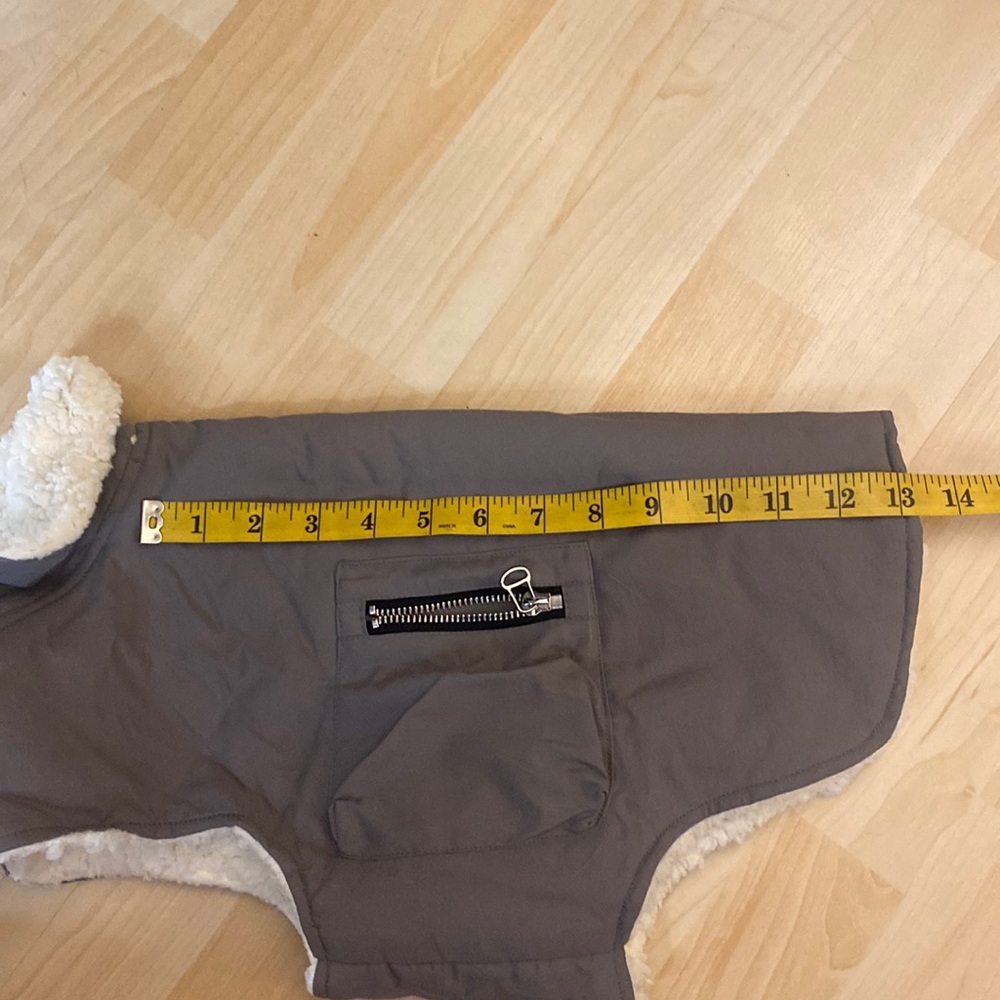 NWT water repellent Sherpa dog jacket - Picture 8 of 13